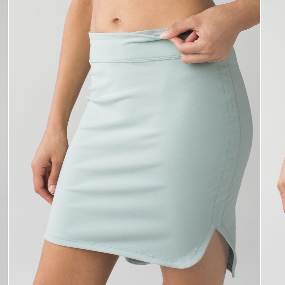 Lululemon City Skirt
Minty Grey size 6
